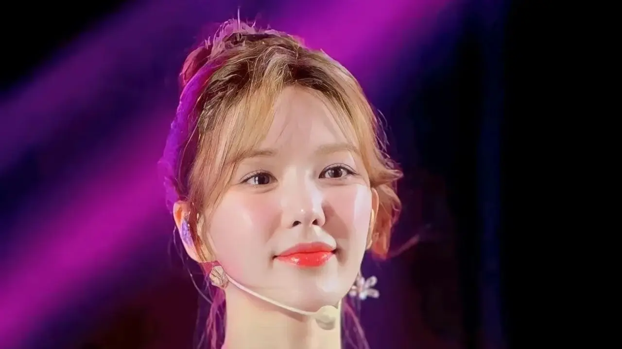 Wendy Red Velvet