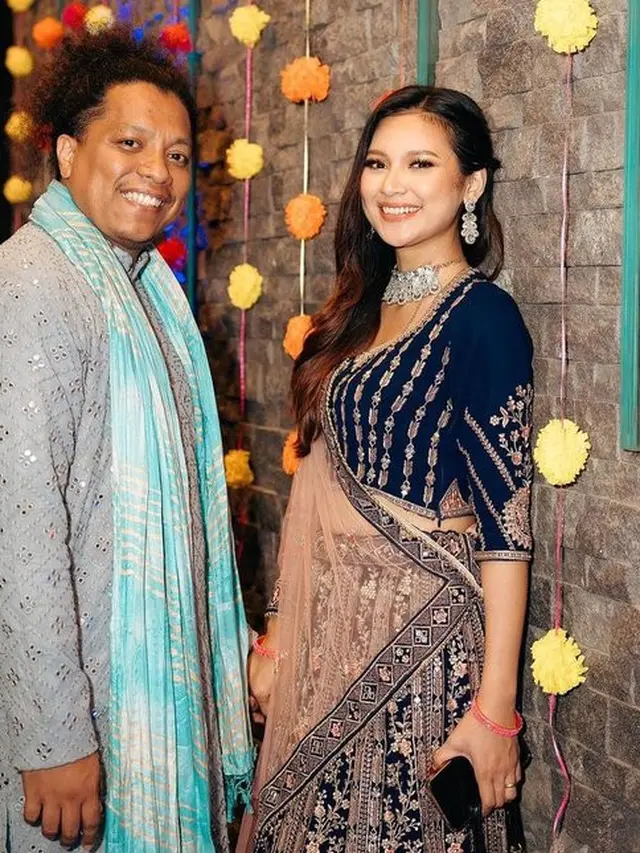 Indah Permatasari diwali (Instagram/arie_kriting)