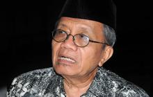 Taufiq Ismail ajak gagalkan wacana Jokowi ingin minta maaf ke PKI