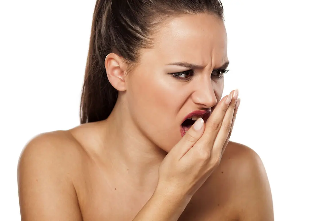Ini gejala penyakit gigi sebelum parah. Jangan disepelekan ya! (Sumber Foto: homeremediesweb.com)