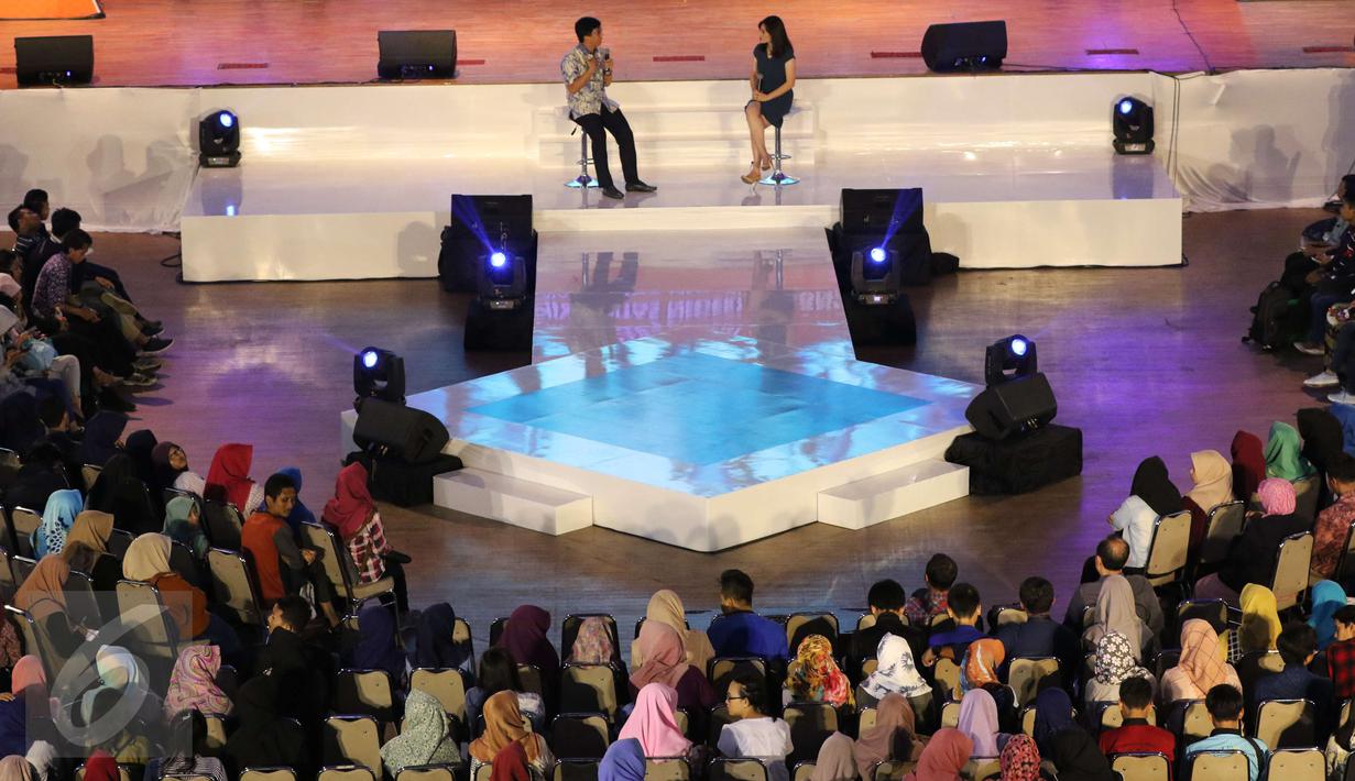 Suasana saat Emtek Goes to Campus (EGTC) 2017 di Malang Wakil Direktur Utama Emtek, Sutanto Hartono,menjadi pembicara, Jawa Timur, Rabu (3/5). (Liputan6.com/Helmi Afandi)