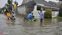 [VIDEO] Banjir 3 Meter, Warga Tangerang Enggan Mengungsi