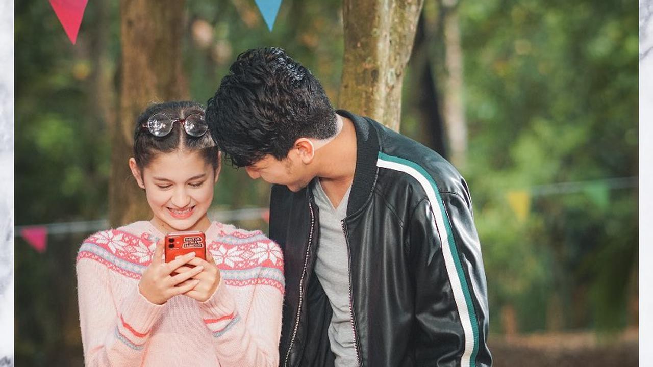 6 Potret Aditya Zoni dan Zoe Jackson di Balik Layar Cinta Tapi Benci, Selalu Kompak