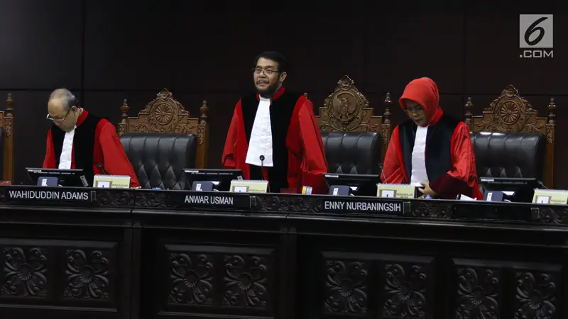 MK Gelar Sidang Perdana Uji Materi UU KPK