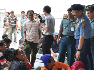 Citizen6, Tanjung Priok: Program mudik gratis dengan kendaraan roda dua yang dilepas di Dermaga Nusantara Pura, Pelabuhan Tanjung Priok, Jakarta merupakan kerjasama antara Kementerian Perhubungan dan jajarannya.  (Pengirim: Dispenkolinlamil)