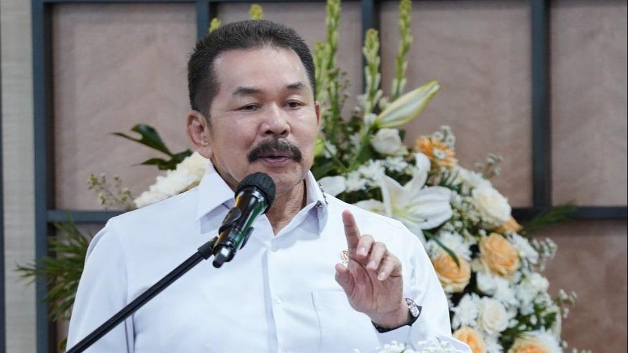"Tolong ini laksanakan sebelum nanti akan penyerahan dalam tahap duanya, itu sebesar Rp3 triliun,” kata Burhanuddin.