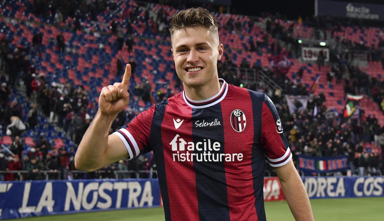 Gol mimpi buruk AS Roma diciptakan oleh Mattias Svanberg pada menit ke-35. Kekalahan 0-1 tersebut membuat Giallorossi harus puas bertengger di posisi kelima klasemen sementara dengan raihan 25 poin, terpaut satu angka dari Bologna yang menempati urutan ke-8. (LaPresse via AP/Massimo Paolone)