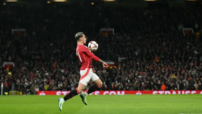 Pemain Gagal Manchester United Tolak Pindah ke Como
