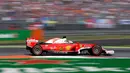 Pembalap Ferrari, Sebastian Vettel dari Jerman selama sesi latihan ketiga. F1 Grand Prix Italia 2016, di Monza (03/9/2016). Miliuner Liberty, John Malone, akan memulai dengan pembelian saham minoritas. (REUTERS/Max Rossi)