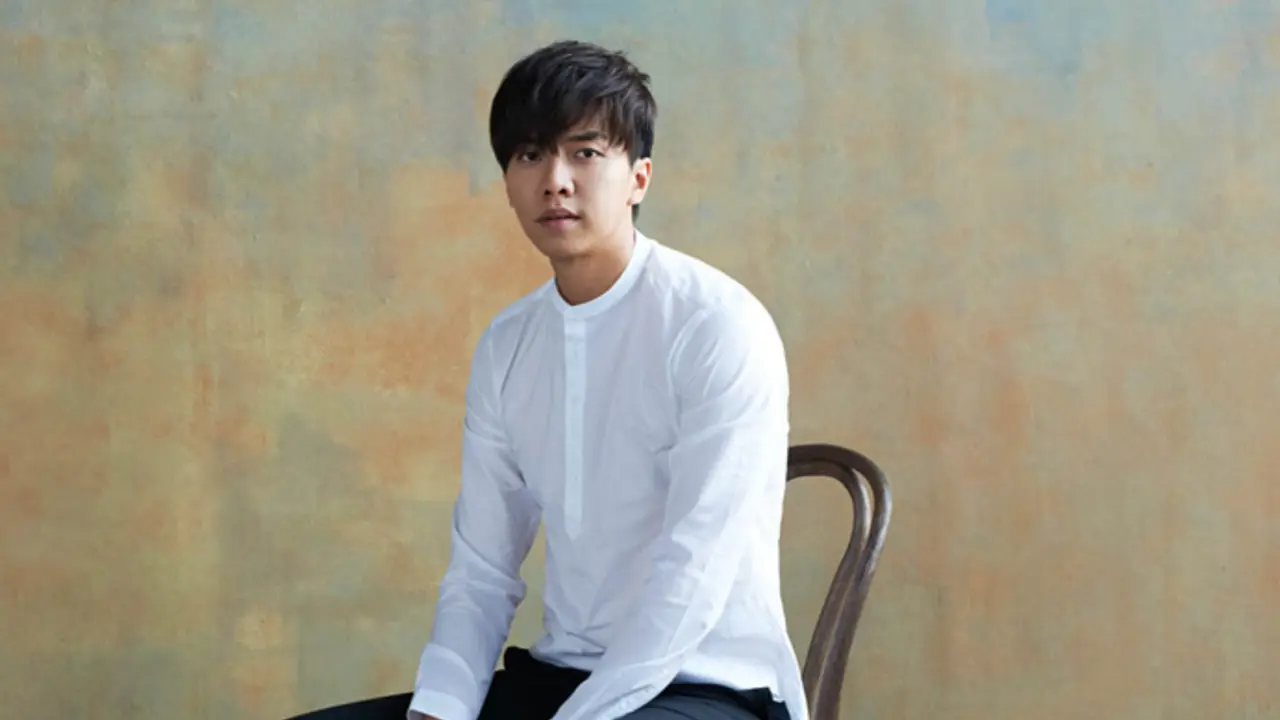 Lee Seung Gi Ucapkan Selamat Tinggal Penggemar Lewat Lagu