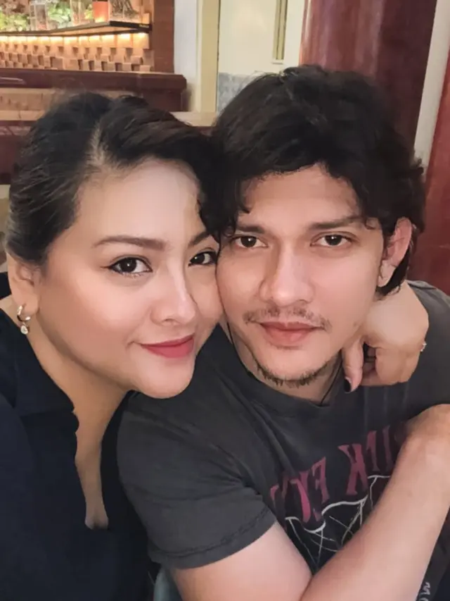 Audy Item dan Iko Uwais. (Foto: Dok. Instagram @audyitem)