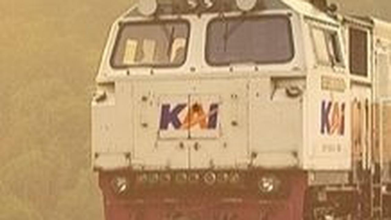 Penuh Kenangan, Ini Penampakan Kereta Api Zaman Dulu Penuh Manusia Meski Tiket Habis