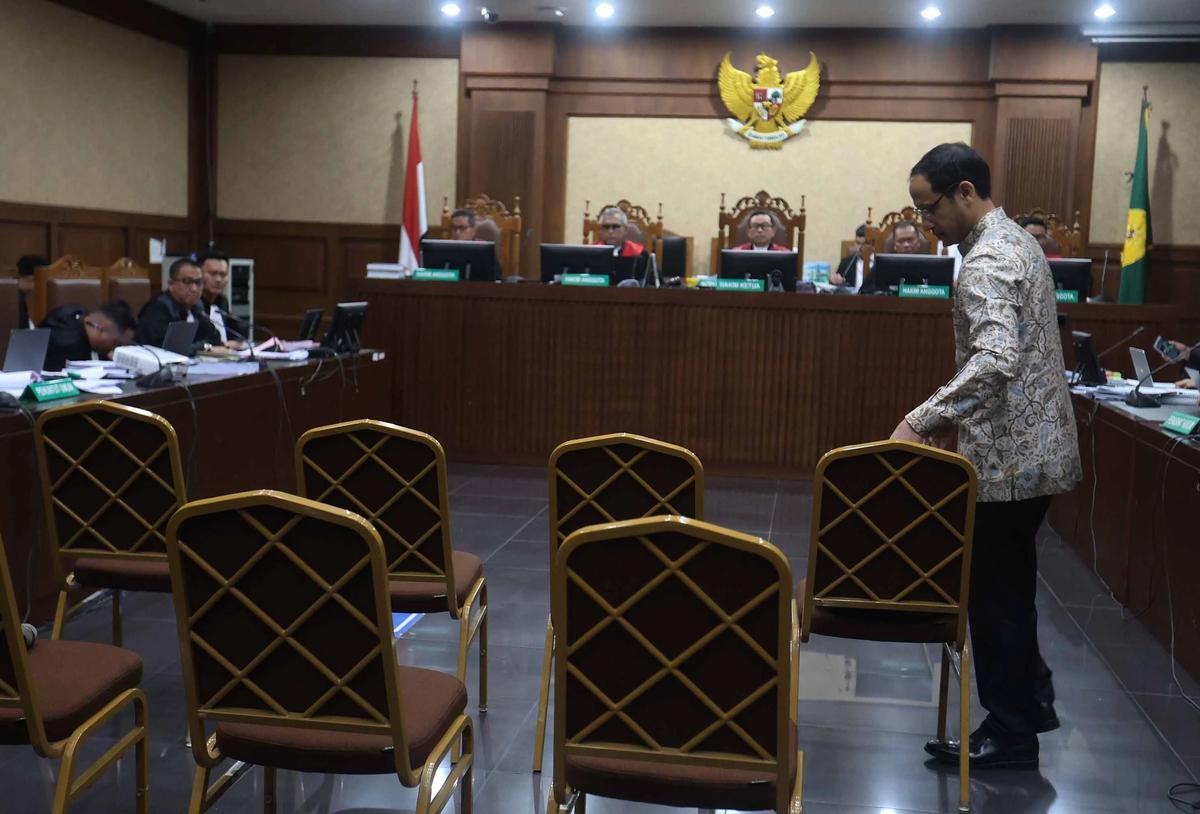 FOTO: Sidang Korupsi Chromebook Nadiem Makarim Soroti Kesehatan dan Alat Bukti