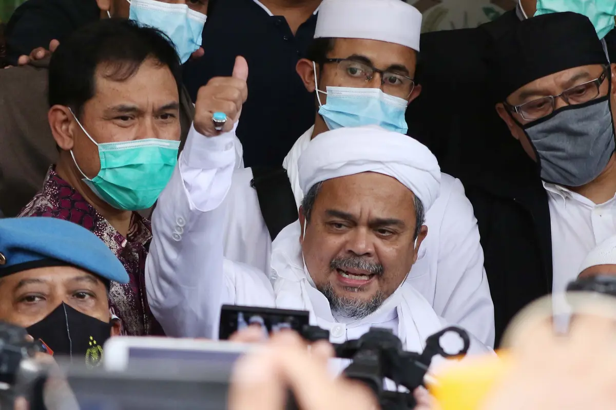 Datangi Polda Metro Jaya, Rizieq Shihab Diperiksa Sebagai Tersangka