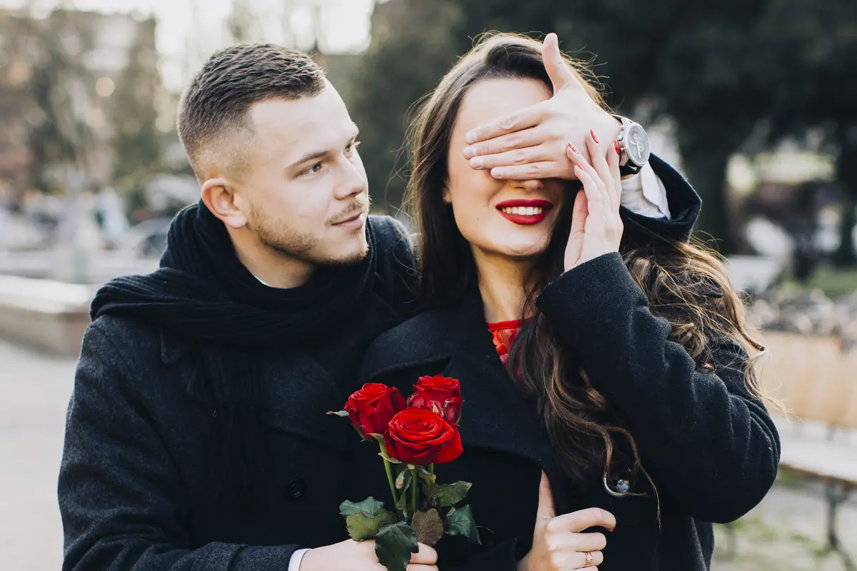 pasangan cinta
