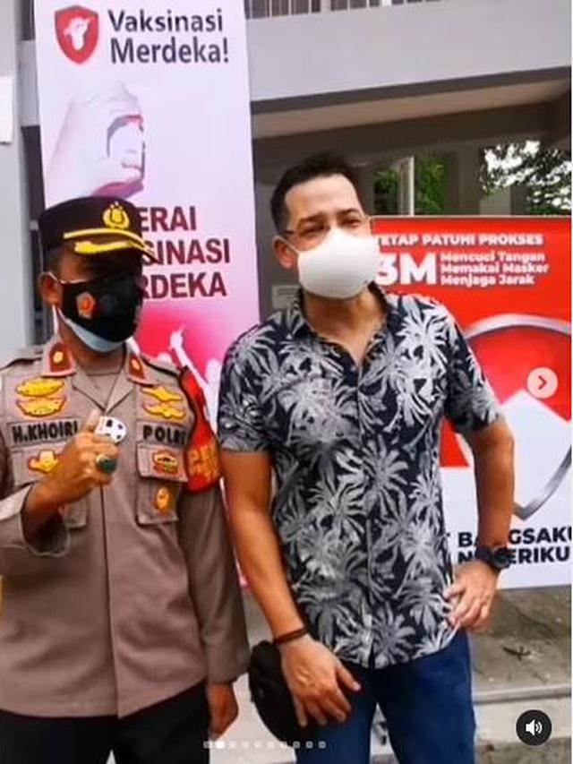 6 Potret Aksi Ari Wibowo Ajak Warga Untuk Vaksin Ini Curi Perhatian