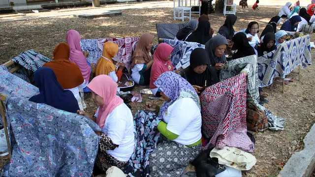 Kegiatan Membatik Bersama 500 Perajin