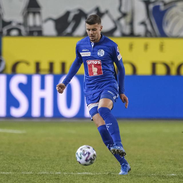 Liga Italia Darian Males Gabung Inter Milan Langsung Dikirim Ke Genoa Dunia Bola Com