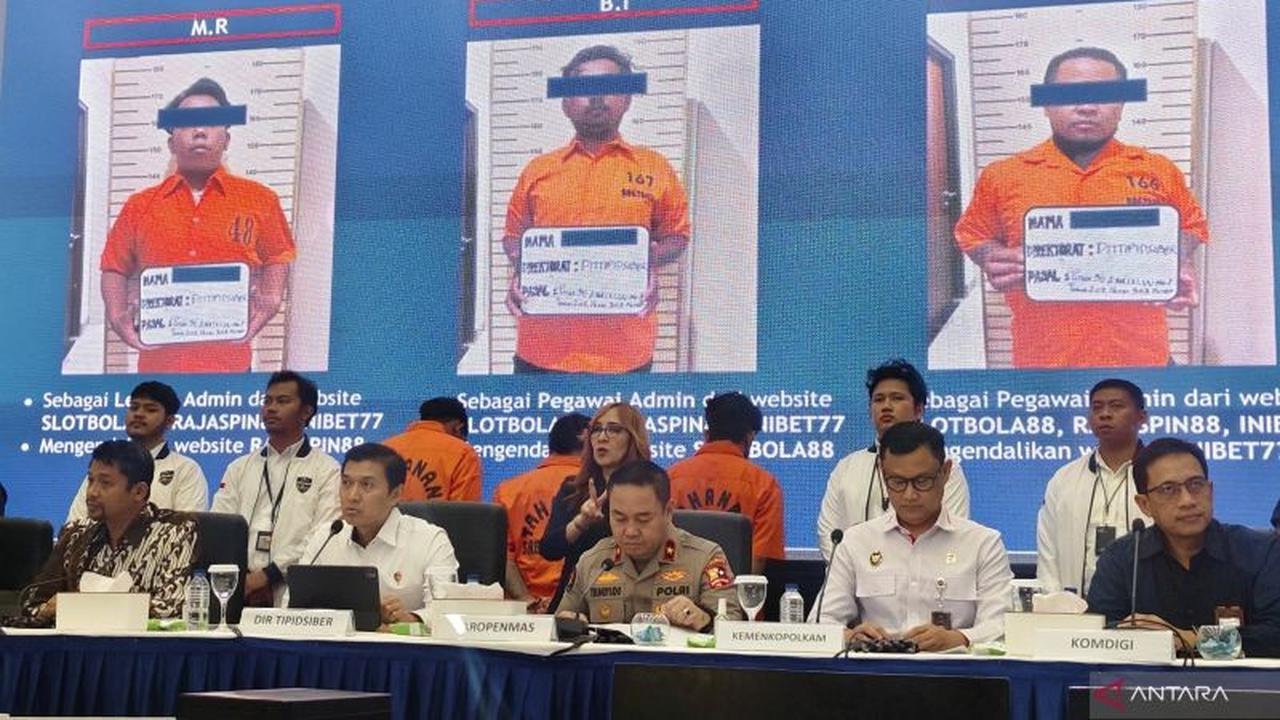 Terungkap! Peran 3 Tersangka Jaringan Judi Online Internasional Slotbola88, Inibet77, dan Rajaspin, Rp887 Juta Disita
