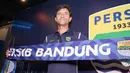 Pelatih baru Persib Bandung, Luis Milla resmi diperkenalkan kepada publik di Graha Persib, Bandung, Senin (22/8/2022). (Persib.co.id)