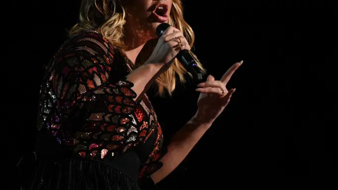 [Bintang] Adele