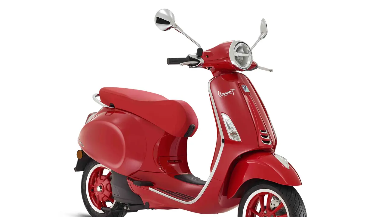 Vespa Hadirkan Model Spesial Elettrica Red (Ist)