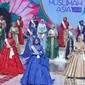 Selain Uyaina Arshad sebagai juara pertama, di Puteri Muslimah Asia 2018 ini, nama Hanifah Razan juga berhasil meraih Runner Up 1, dan Avida Lale asal turki menjadi Runner Up 2. (Nurwahyunan/Bintang.com)