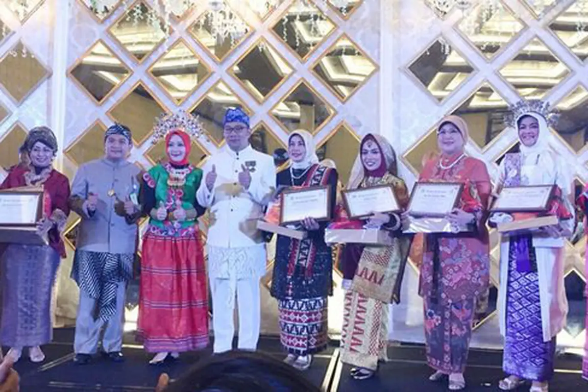Begini bentuk dukungan Ridwan Kamil/copyright Vemale.com/Anisha