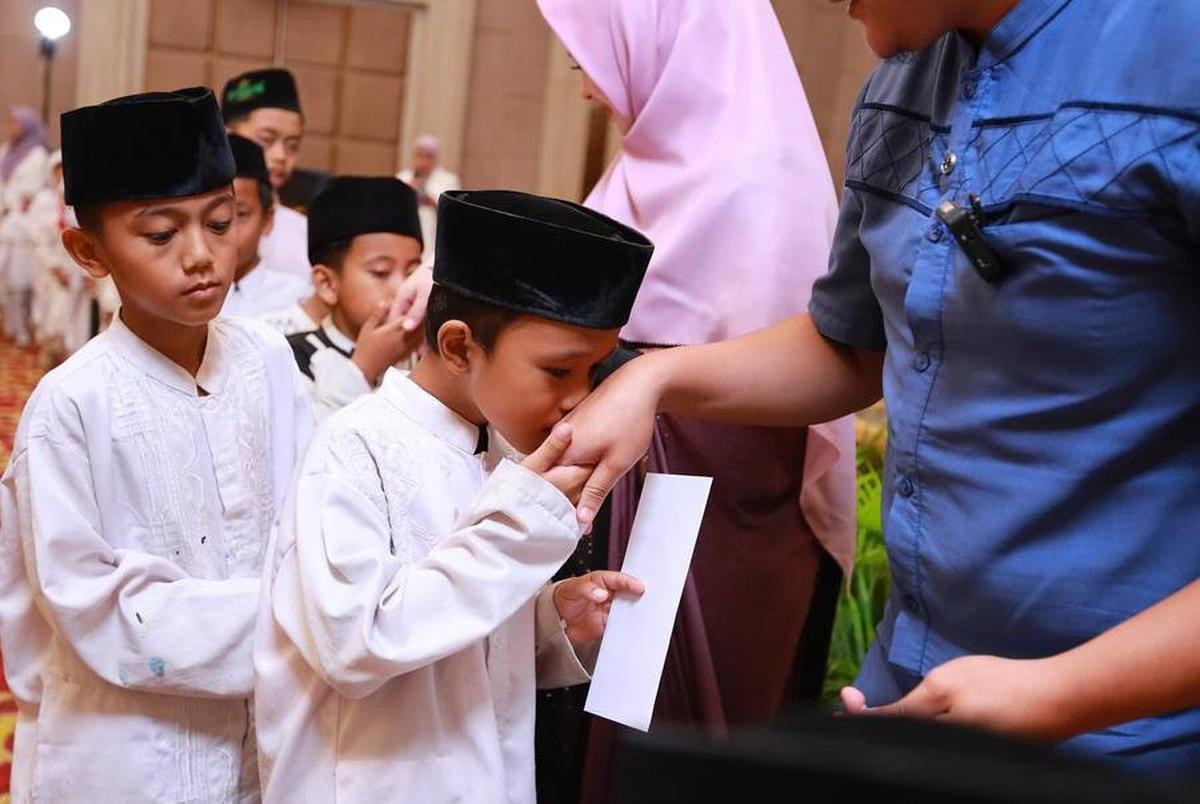 10 Potret Tasyakuran dan Gender Reveal Anak Kedua Shindy Putri Bareng Anak Yatim, Dihadiri Inara Rusli - Oki Setiana Dewi dan Ria Ricis Absen