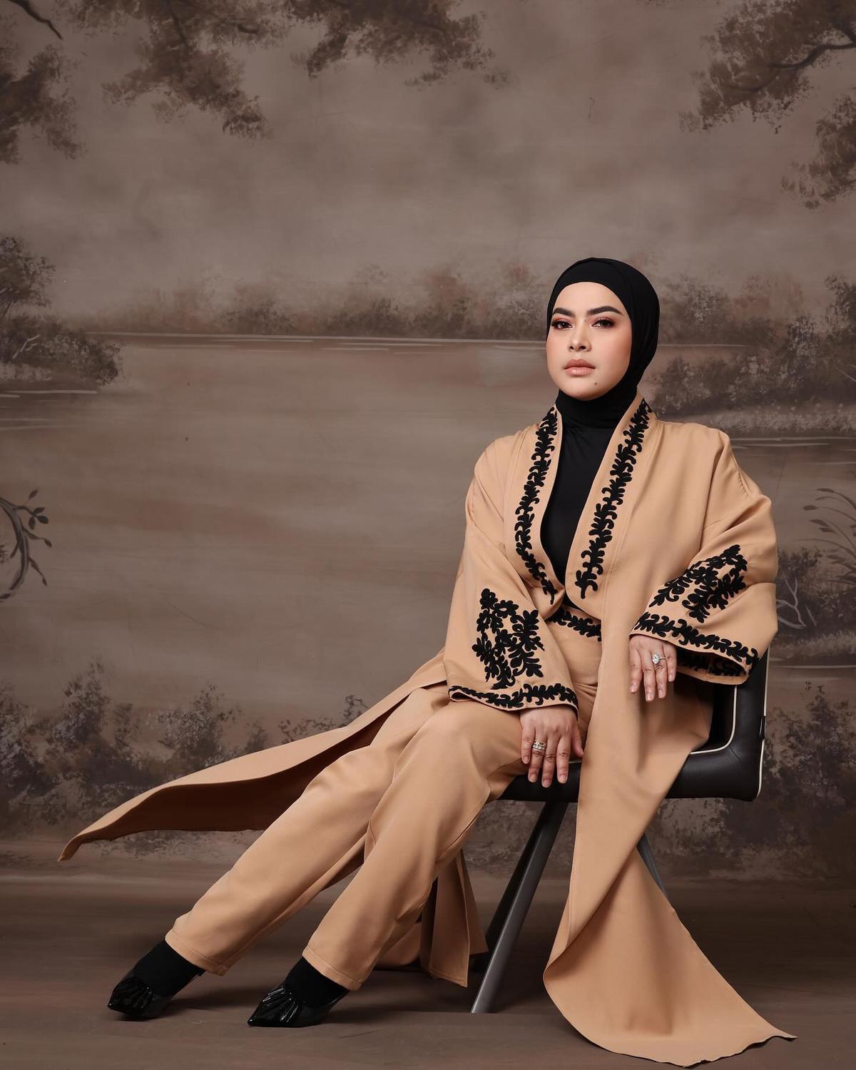 Aisyahrani Tanggapi Soal Rumor Syahrini Hamil Palsu: Dapat Berita dari Mana?