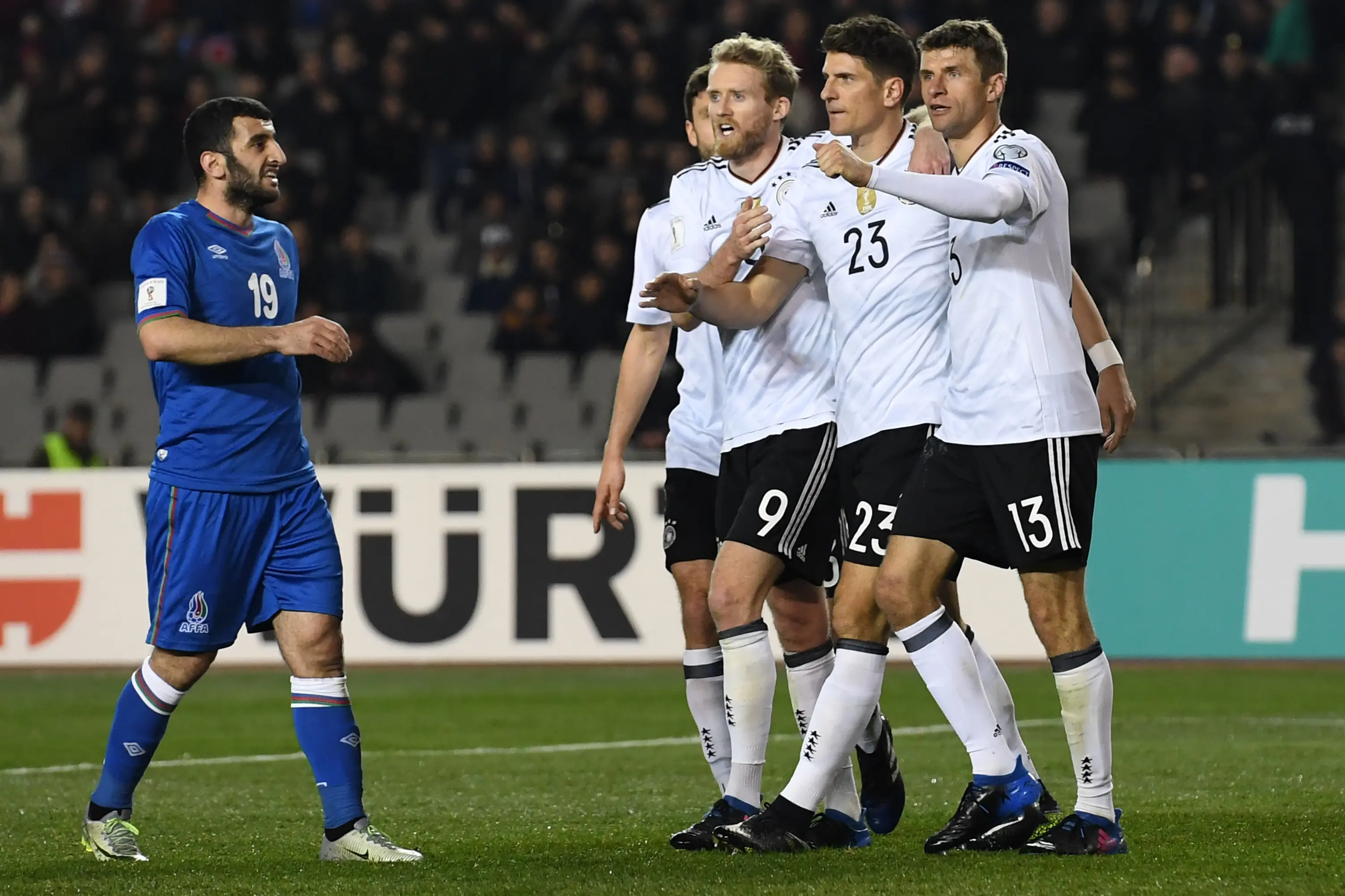 Jerman tekuk Azerbaijan dengan skor 4-1. (AFP / KIRILL KUDRYAVTSEV)