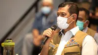 Di Bandara Soetta, Tangerang, Selasa (29/12/2020), Ketua Satgas COVID-19 Doni Monardo sampaikan WNI atau WNA yang ingin karantina di hotel lain yang telah ditentukan pemerintah, biaya ditanggung bersangkutan. (Badan Nasional Penanggulangan Bencana/BNPB)