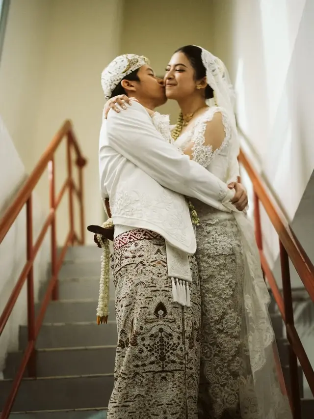 Tristan Juliano Resmi Menikah Narrel Amara saat akad nikah. [@venemapictures]