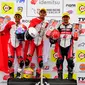 Pembalap Astra Honda Racing Team, M. Adenanta Putra dan Veda Ega Pratama naik podium juara kelas SS600 di ARRC 2024.