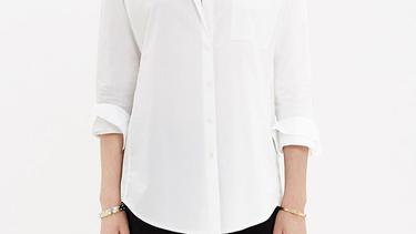 11 Cara Tampil Gaya Dengan Kemeja Putih Fimela Fimela Com Nah pastinya kamu penasaran bukan dengan beberapa potret editan kaesang saat menggunakan kemeja dan peci? fimela com