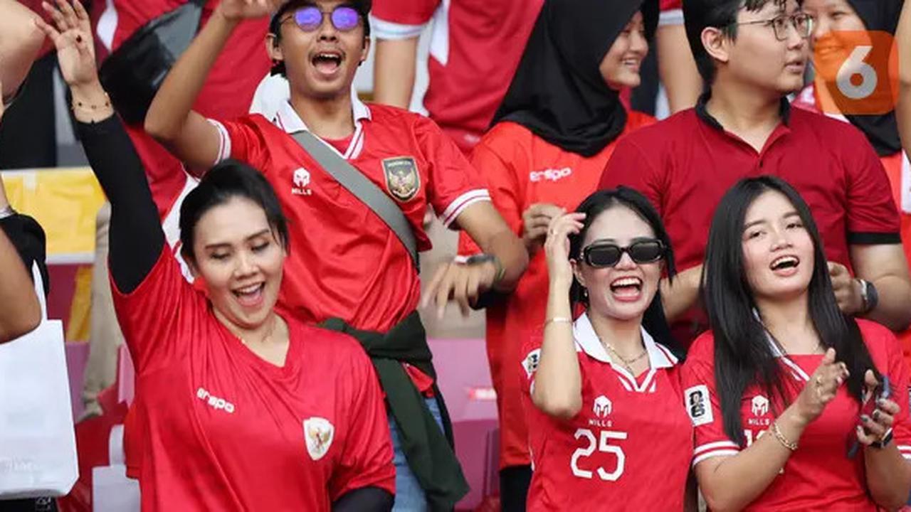 Suporter Timnas Indonesia Penuhi Tribune Barat Sisi Kanan dan Tengah Stadion Nasional Bahrain, Warga Lokal Sepi
