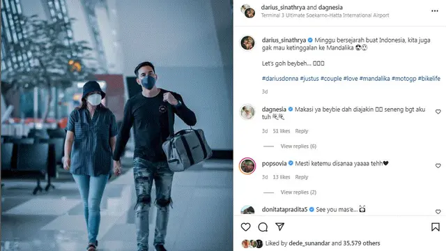 Darius Sinathrya dan Donna Agnesia nonton langsung MotorGP di circuit Mandalika