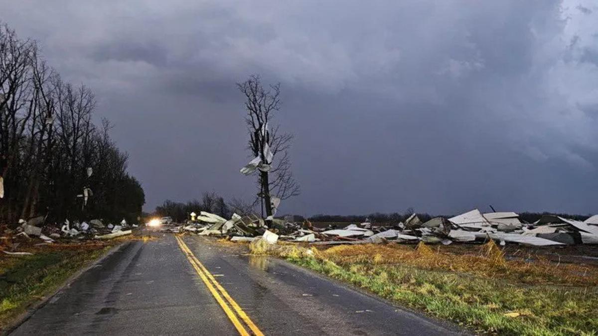 Tornado Dahsyat di AS Picu Badai Debu hingga Kebakaran Hutan, Korban Tewas Tembus 40 Orang - Global Liputan6.com