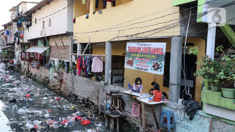 Target Penurunan Angka Kemiskinan di Jakarta