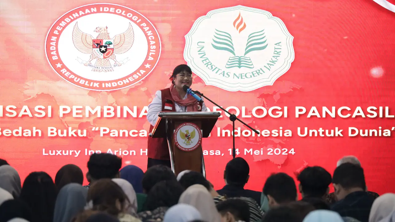 Badan Pembinaan Ideologi Pancasila (BPIP) menyelenggarakan Pembinaan Ideologi Pancasila melalui Seminar Nasional Bedah Buku "Pancasila dari Indonesia untuk Dunia" di Jakarta, Selasa (14/5).