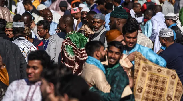 California Tetapkan Idulfitri dan Iduladha sebagai Hari Libur