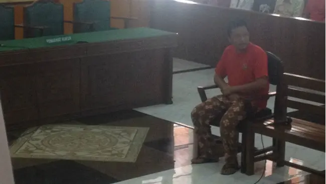 Aktor Malaysia Khaireyll Benjamin bin Ibrahim dijatuhkan hukuman 14 tahun penjara atas kepemilikan sabu. (Liputan6.com/Reza Efendi)