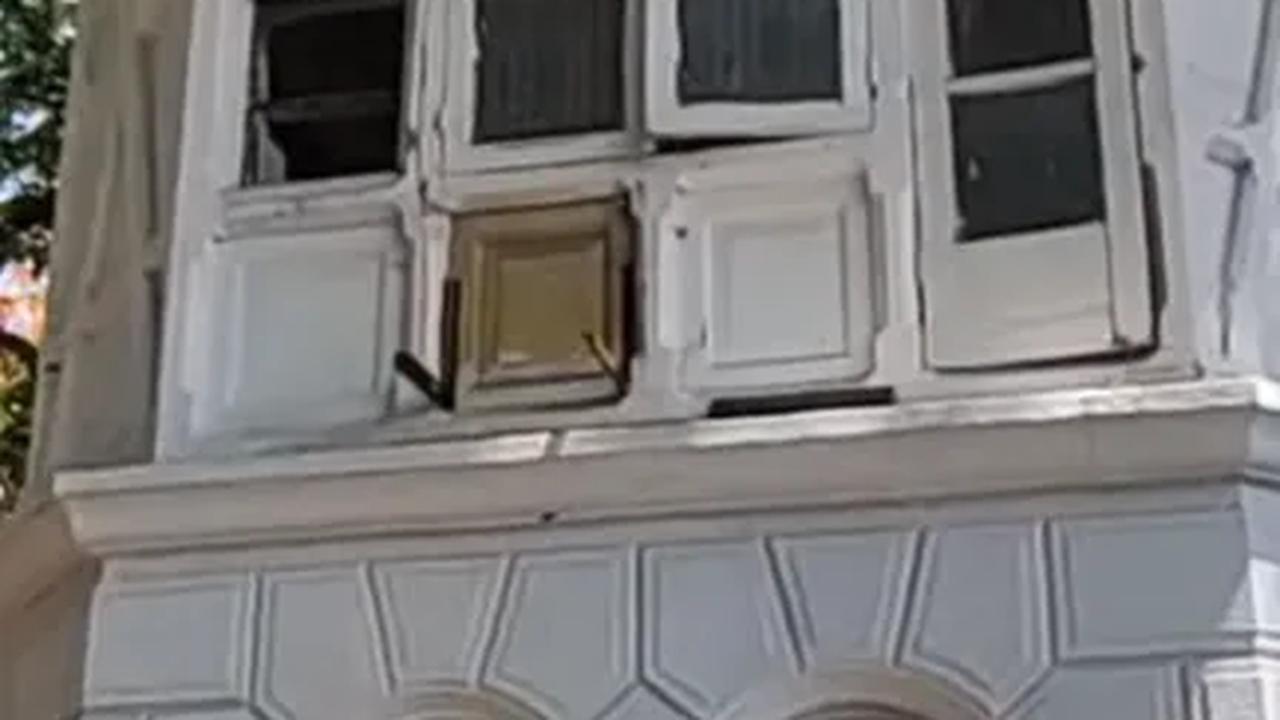 <b>Gaya Arsitektur</b>