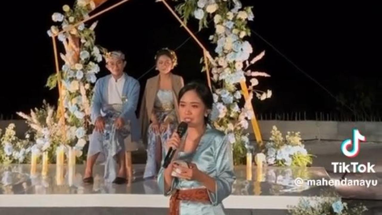 14 Tahun Bersahabat, Momen Wanita Beri Wedding Speech di Nikahan Sahabatnya Ini Bikin Haru