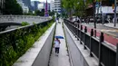 Suhu di sejumlah besar wilayah di Korea Selatan menembus angka 35 derajat celcius. (Anthony WALLACE/AFP)