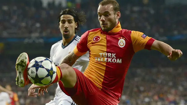 Video gol terbaik yang direkam oleh penonton secara amatir dari tribun stadion. Video tentang gol Wesley Sneijder gelandang Galatasaray saat melawan Real Madrid di Liga Champions 9 April 2013 lalu.
