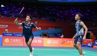 Ganda putra Indonesia Fajar Alfian/Muhammad Shohibul Fikri lolos ke perempat final Kejuaraan Bulu Tangkis Asia 2026 usai menumbangkan pasangan tuan rumah Chen Bo Yang/Liu Yi 21-17 dan 25-23 di Ningbo Olympic Sports Center, China, Kamis (9/4). (foto: PBSI)
