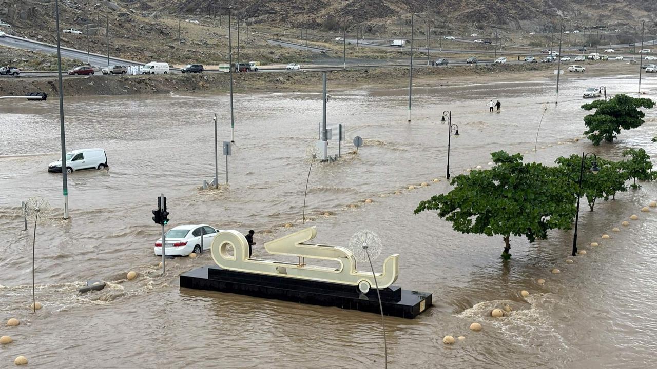 Banjir terjang Mekkah, Arab Saudi