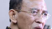 Mantan Menteri Agama Suryadharma Ali usai menjalani sidang lanjutan PK di PN Jakarta Pusat, Rabu (25/7/2018). Dalam kesimpulannya, Suryadharma Ali meminta majelis hakim membebaskan dirinya dari hukuman penjara. (Liputan6.com/Helmi Fithriansyah)
