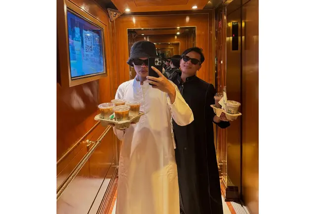 7 Potret Wanda Hara tampil dengan kepala plontos saat umrah, tuai pujian